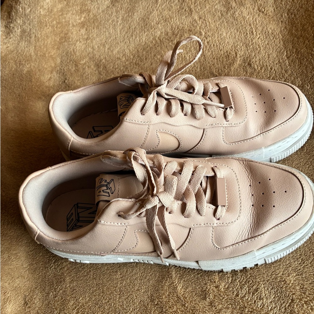 NIKE Air Force 1 Pixel "Particle Beige" Size 9 - Picture 6 of 11